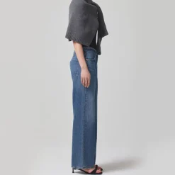 Annina 33 High Rise Wide Leg Jeans in Starsign | Collen & Clare