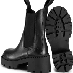 BRGN Heel Chelsea Boot in New Black