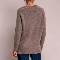 CASH CA Long V Neck Chunky Knit in Fossil