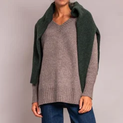 CASH CA Long V Neck Chunky Knit in Fossil