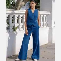 CEFINN Wyatt Corduroy Waistcoat in Blue