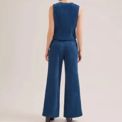 CEFINN Wyatt Corduroy Waistcoat in Blue