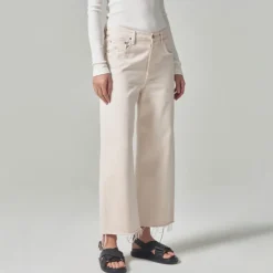 CITIZENS OF HUMANITY Ayla Raw Hem Crop in Almondette