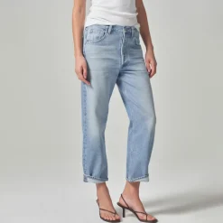 CITIZENS OF HUMANITY Dahlia Bow Leg Baby Roll Jeans in Ribbon