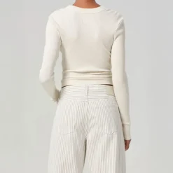 CITIZENS OF HUMANITY Varra Henley Top in Dune
