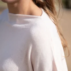 COLLEN & CLARE Egg Lightweight Merino/Cashmere Mix Crop Knit in Soft P