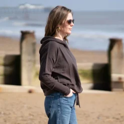 COLLEN & CLARE Fleur 100% Cashmere Hoodie in Bitter Chocolate