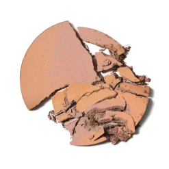 Delilah Illuminating Compact Powder in Aura