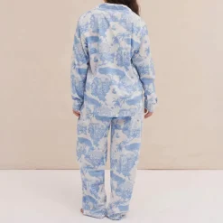 Desmond & Dempsey Long PJ Set in Blue