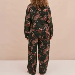 Desmond & Dempsey Long PJ Set in Navy