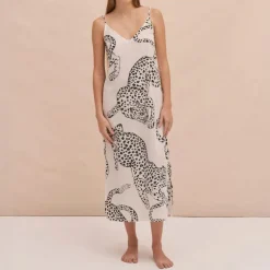 Desmond & Dempsey The Jag Print Slip Nightie in Cream