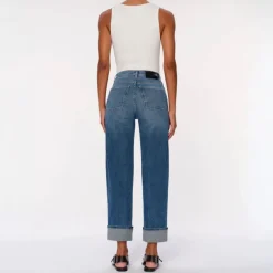 DL1961 Thea Boyfriend Relaxed Tapered Jeans in Wythe Cuffed
