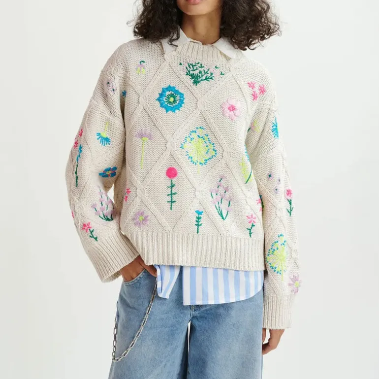 ESSENTIEL ANTWERP Hadream Embroidered Pullover in Off White
