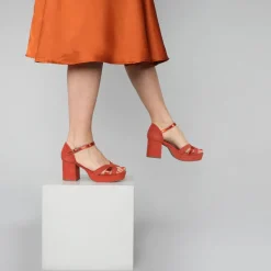 ESSKA Caro Suede Sandals in Rust