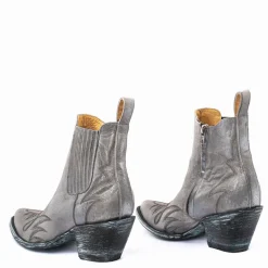 Fury Cowboy Boots in Silver | Collen & Clare