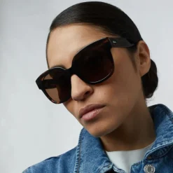 GLAS Chloe Sunglasses in Dark Brown