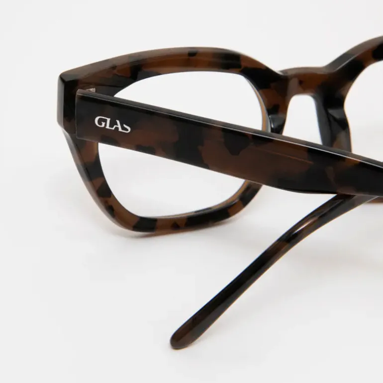 GLAS Kiara Reading Glasses in Turtle Brown