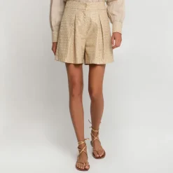 GREEK ARCHAIC KORI Cross Shorts in Beige/Gold