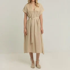 GREEK ARCHAIC KORI Cross Dress in Beige/Gold