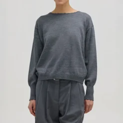 IRIS & WOOL Core Merino Logo Sweater in Grey Melange