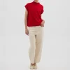 IRIS & WOOL Heart Cable Vest in True Red