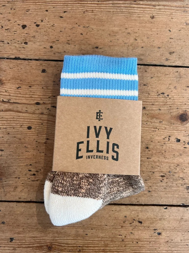 IVY ELLIS Ladies Ness Quarter Length Socks in Brown