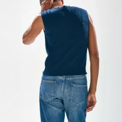 JUMPER1234 Distressed Tank in Navy