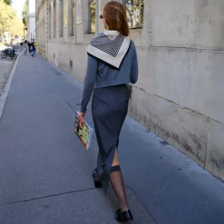LE SCARF No. 1 Scarf 65cm in Cream & Black