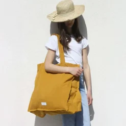LES PENSIONNAIRES Organic Cotton Large Bag in Saffron Yellow