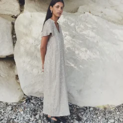 LEVETE ROOM Galaxy 1 V Neck Maxi Dress in Island Fossil Combo