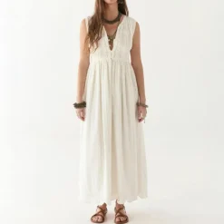 MAISON HOTEL Amandine Dress in Pearl