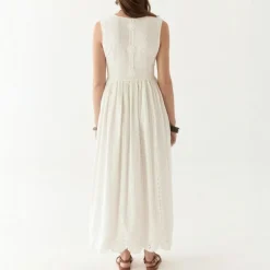 MAISON HOTEL Amandine Dress in Pearl