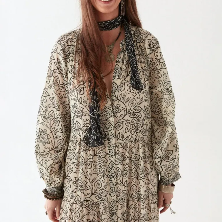 MAISON HOTEL Antonia Dress in White Lies