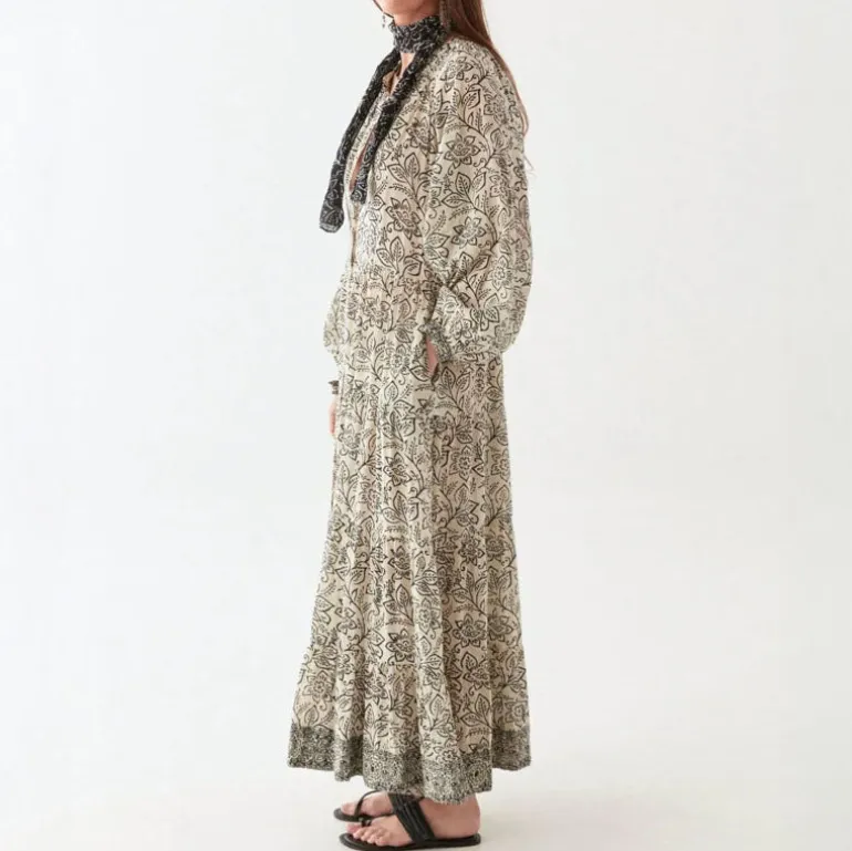 MAISON HOTEL Antonia Dress in White Lies