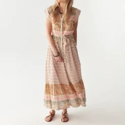 MAISON HOTEL Cris Dress in Cream