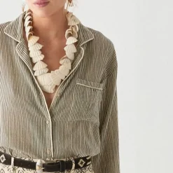 MAISON HOTEL Dodo Blouse in Marine
