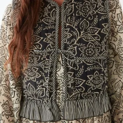 MAISON HOTEL Fernanda Vest in Zebra