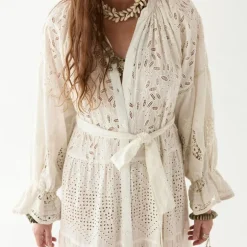 MAISON HOTEL Lilbet Dress in Shell