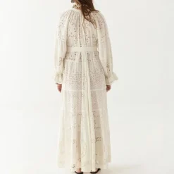 MAISON HOTEL Lilbet Dress in Shell