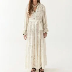 MAISON HOTEL Lilbet Dress in Shell