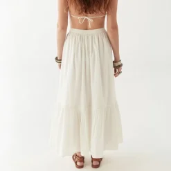 MAISON HOTEL Luisa Skirt in White Lilies
