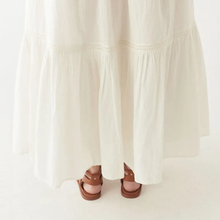 MAISON HOTEL Luisa Skirt in White Lilies