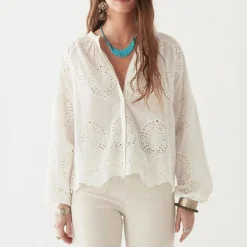 MAISON HOTEL Margaret Blouse in Off White