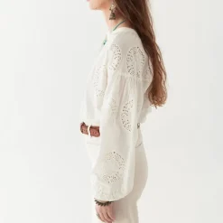 MAISON HOTEL Margaret Blouse in Off White