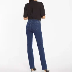 Marilyn Straight Leg Jeans in Quinn | Collen and Clare