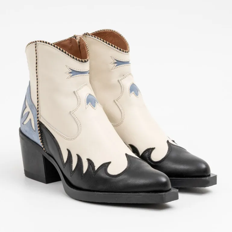 Nemonic Sauvage Cowboy Boots in Black