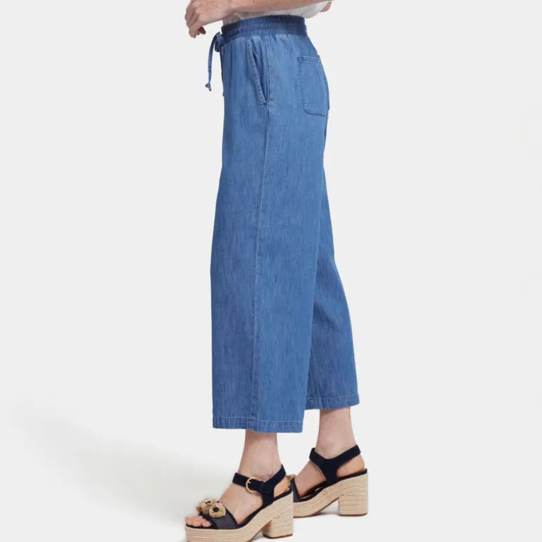 NYDJ Jayne Pull On Wide Leg Ankle Jeans in Everly