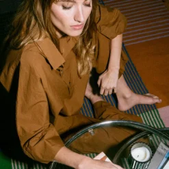 SACRECOEUR Jodie Boxy Shirt in Brown