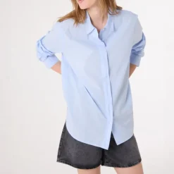 SACRECOEUR Julie Shirt in Sky Blue