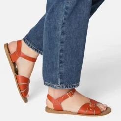 SALTWATER SANDALS Classic Sandals in Paprika